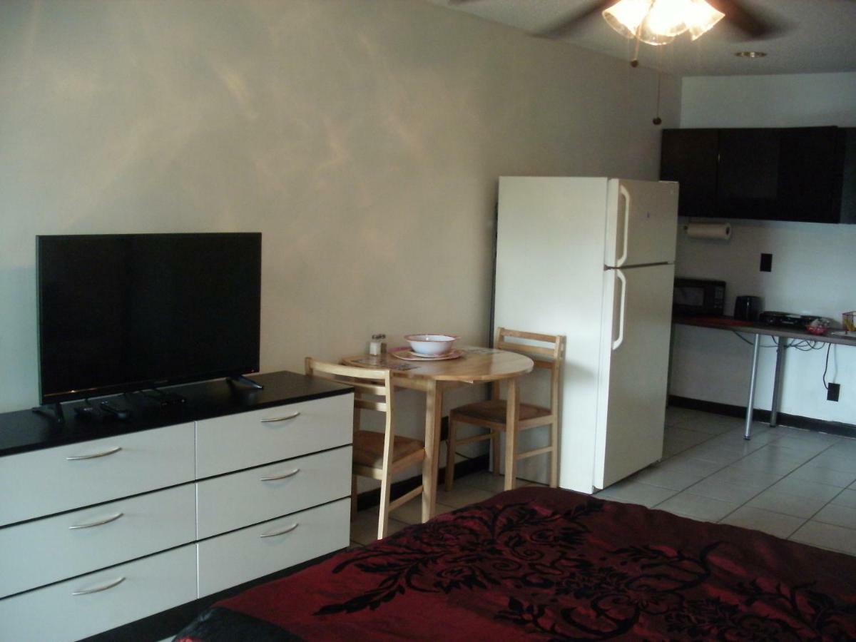 شقة Newly Furnished Large Clean Quiet Private Unit فورت لودرديل المظهر الخارجي الصورة